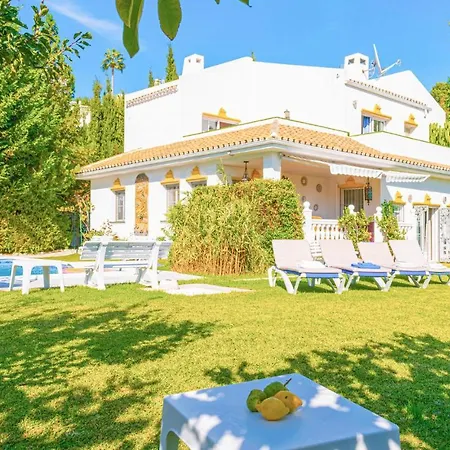 펜션 Villa Vesta *